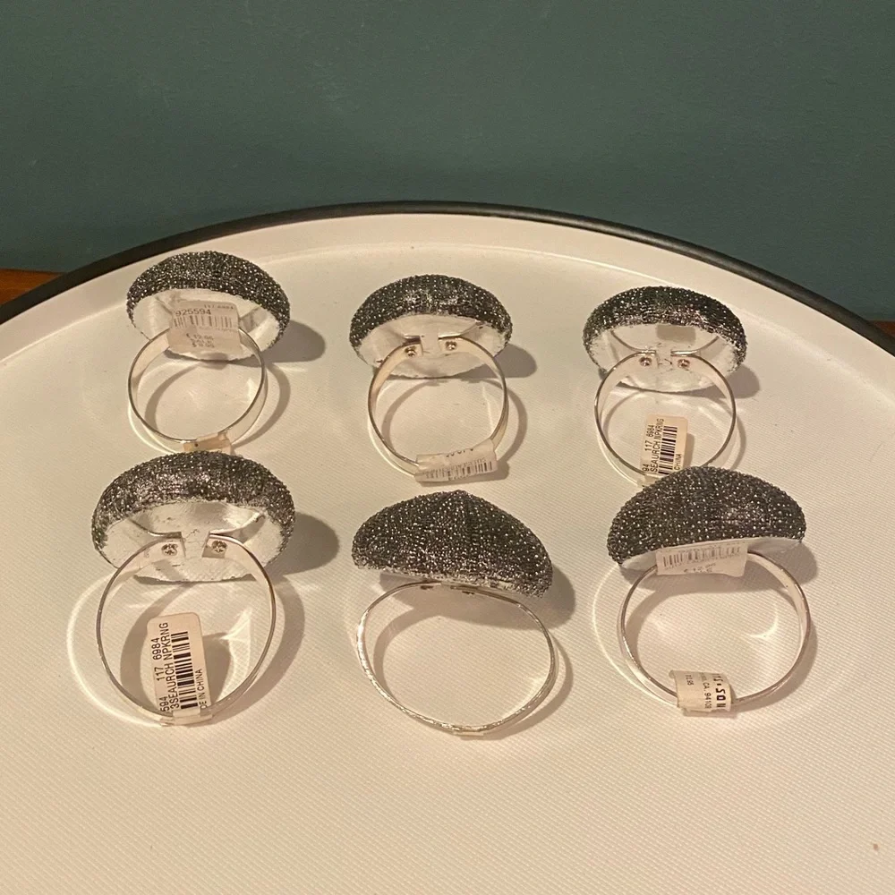 Set of 6 NWT Pottery Barn Sea Urchin Napkin Rings